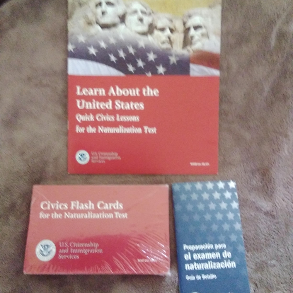 U.S Citizenship Immigration Books Spanish English